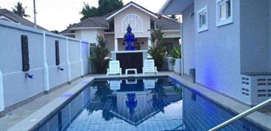 4 BEDROOM POOL HOUSE, BANG SARAY